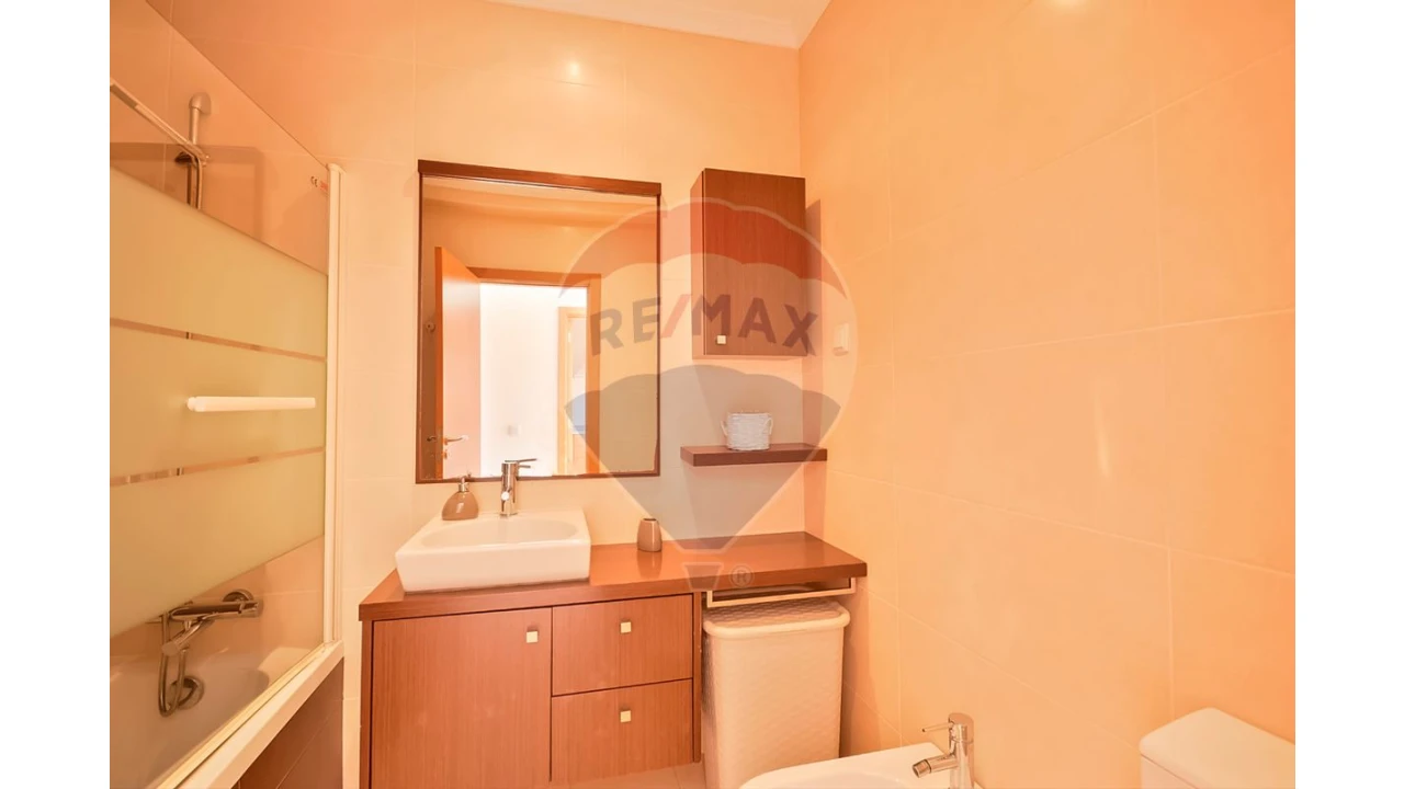 Apartamento T1 para Venda em Alcantarilha e Pêra Foto 16