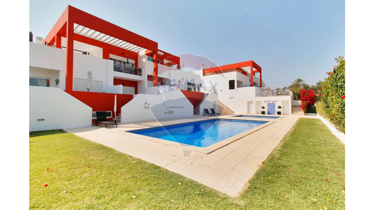 Apartamento T1 para Venda em Alcantarilha e Pêra Foto 1