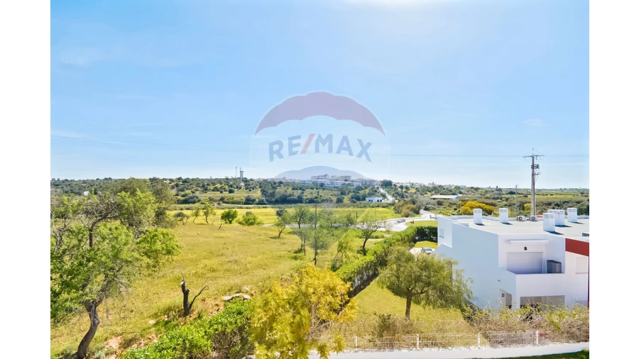 Apartamento T1 para Venda em Alcantarilha e Pêra Foto 22