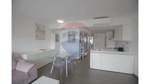 Apartamento T1 para Venda em Albufeira e Olhos de Água
