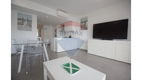 Apartamento T1 para Venda em Albufeira e Olhos de Água