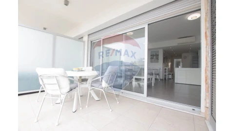 Apartamento T1 para Venda em Albufeira e Olhos de Água