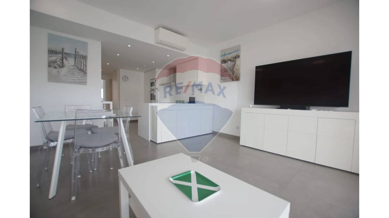 Apartamento T1 para Venda em Albufeira e Olhos de Água Foto 1