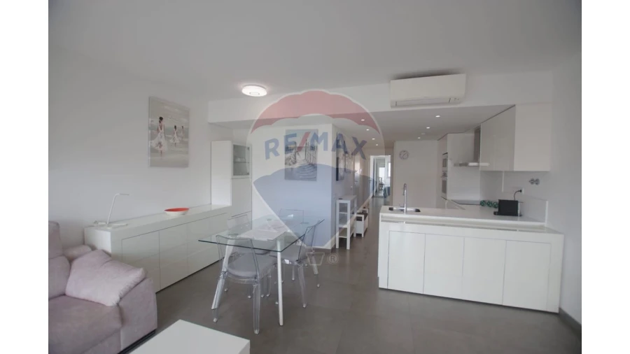 Apartamento T1 para Venda em Albufeira e Olhos de Água Foto 10