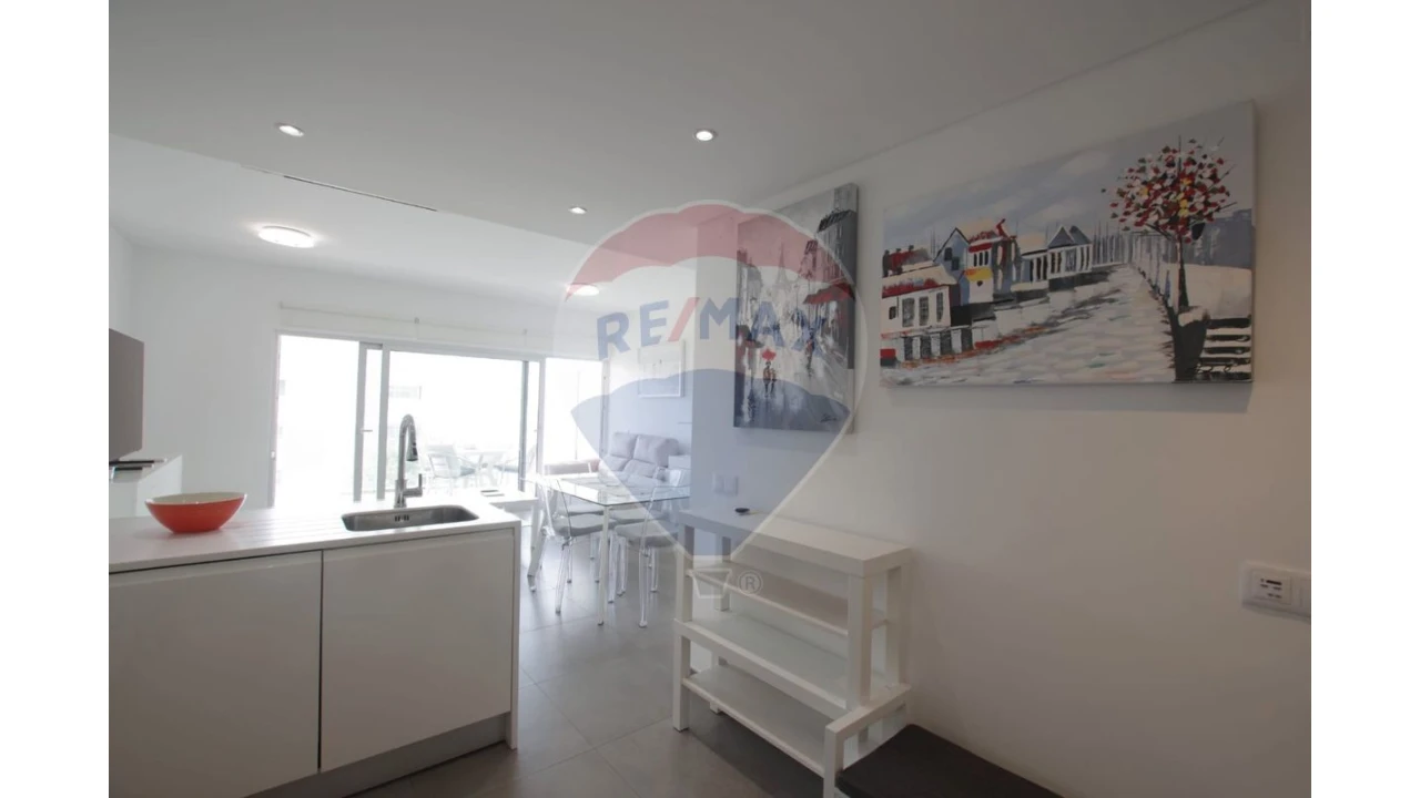 Apartamento T1 para Venda em Albufeira e Olhos de Água Foto 6