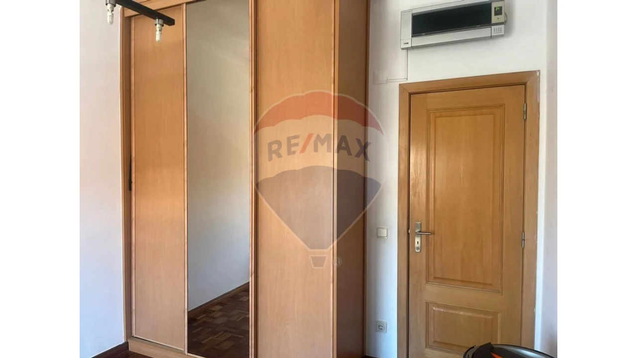 Moradia T4 para Venda em Alhos Vedros Foto 10