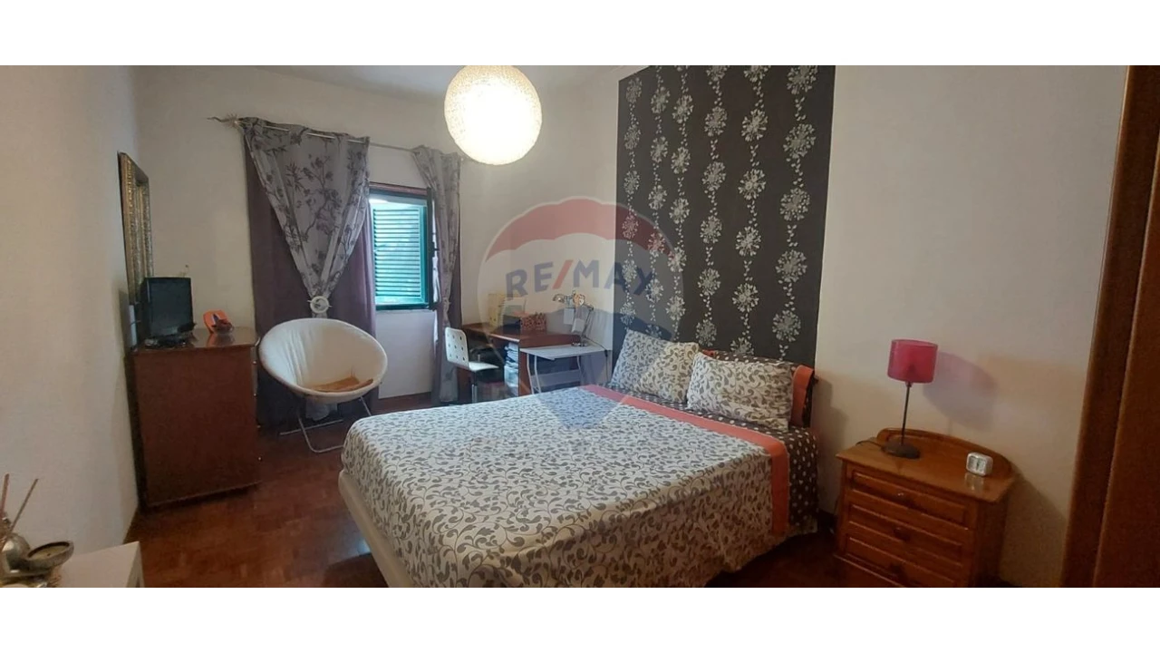 Moradia T4 para Venda em Alhos Vedros Foto 8