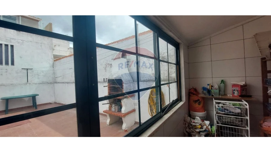 Moradia T4 para Venda em Alhos Vedros Foto 13