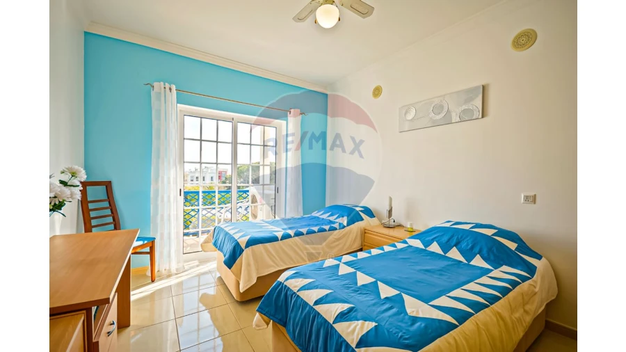 Apartamento T2 para Venda em Albufeira e Olhos de Água Foto 11
