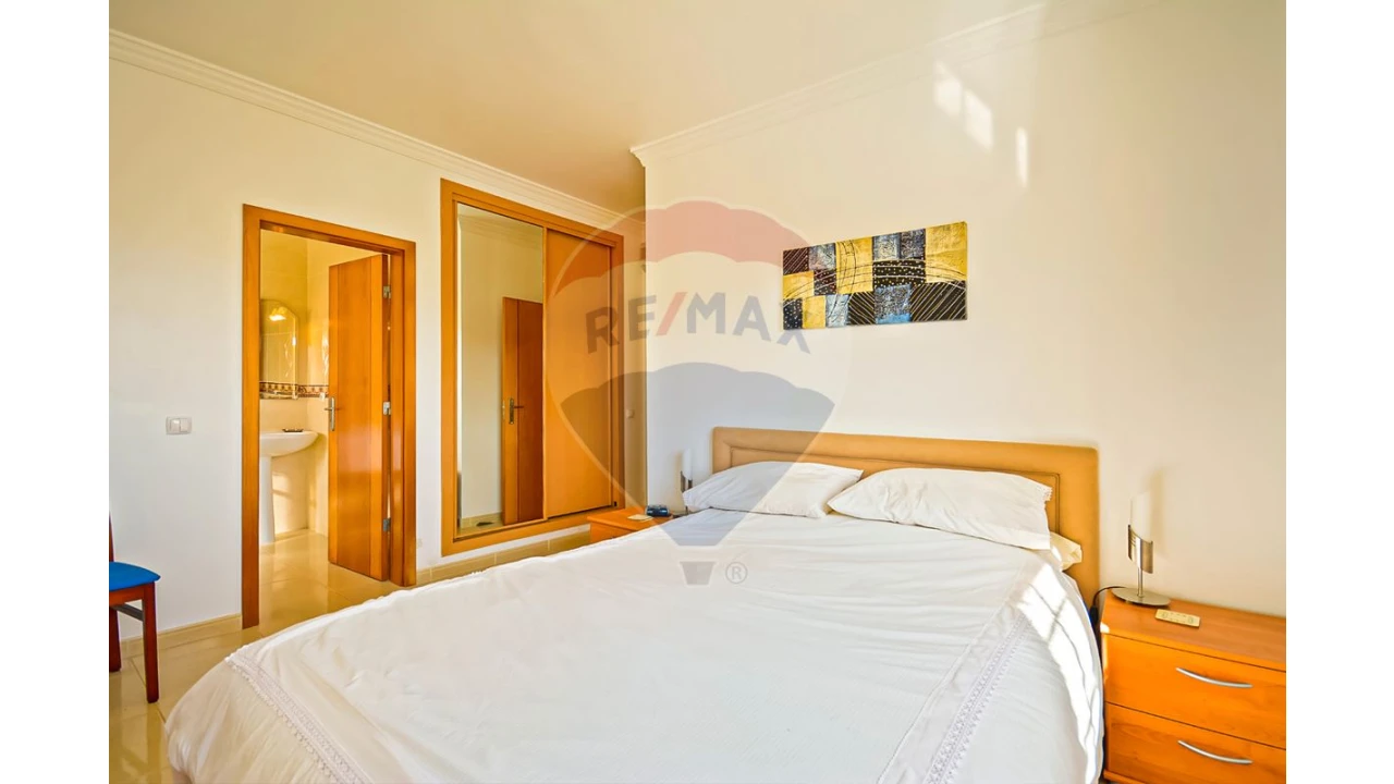 Apartamento T2 para Venda em Albufeira e Olhos de Água Foto 9