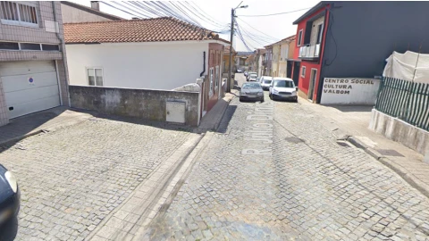 Loja para Venda em Gondomar (São Cosme), Valbom e Jovim
