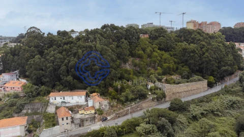 Terreno para Venda em Santa Marinha e São Pedro da Afurada