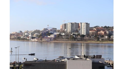 Terreno para Venda em Santa Marinha e São Pedro da Afurada