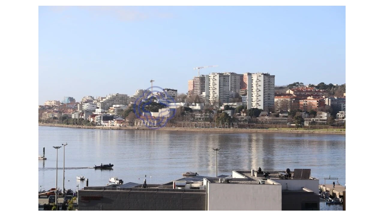 Terreno para Venda em Santa Marinha e São Pedro da Afurada Foto 4