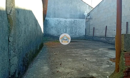Moradia T4 para Venda em Campo