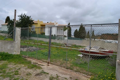 Terreno para Venda em Lagos (São Sebastião e Santa Maria)
