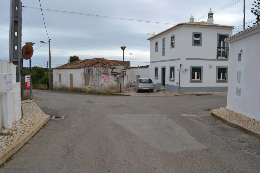 Terreno para Venda em Lagos (São Sebastião e Santa Maria) Foto 3