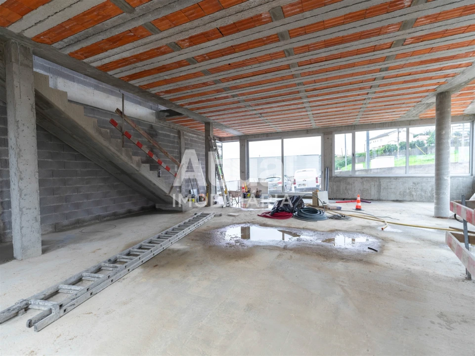 Armazém para Venda em Ferreiros e Gondizalves Foto 10