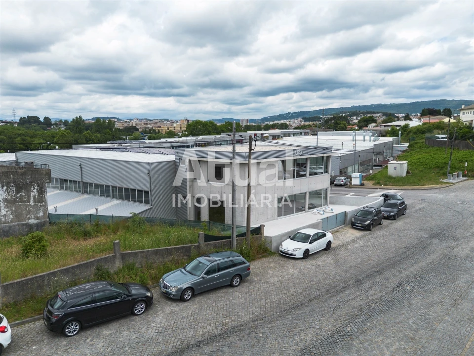 Armazém para Venda em Ferreiros e Gondizalves Foto 4