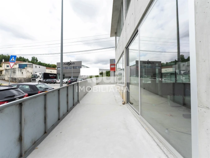 Armazém para Venda em Ferreiros e Gondizalves Foto 6