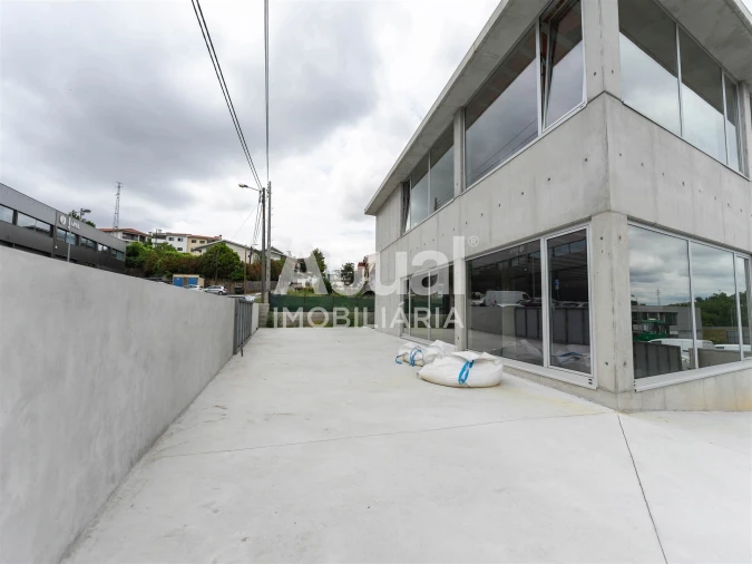 Armazém para Venda em Ferreiros e Gondizalves Foto 8