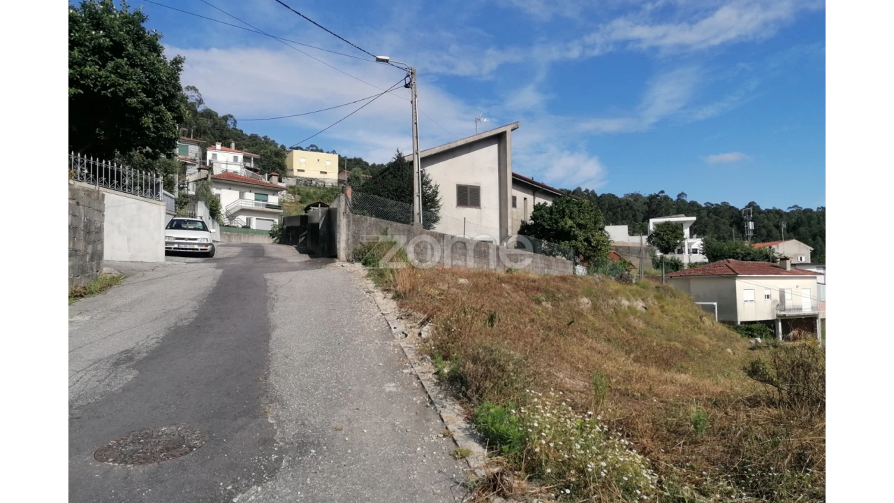 Terreno para Venda em Vila Nova de Famalicão e Calendário Foto 2
