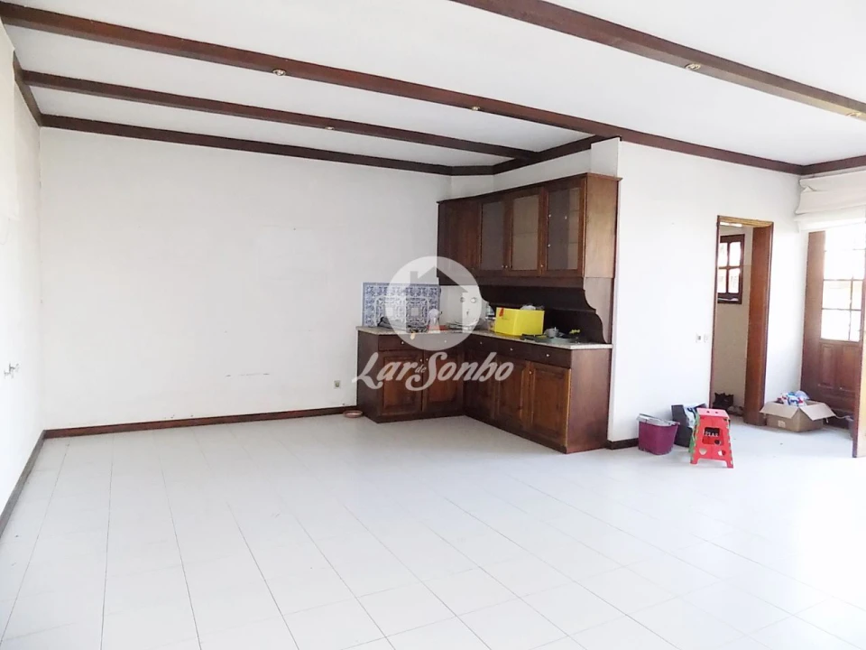 Moradia T5 para Venda em Roriz Foto 17