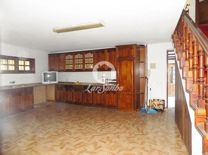 Moradia T5 para Venda em Roriz Foto 4