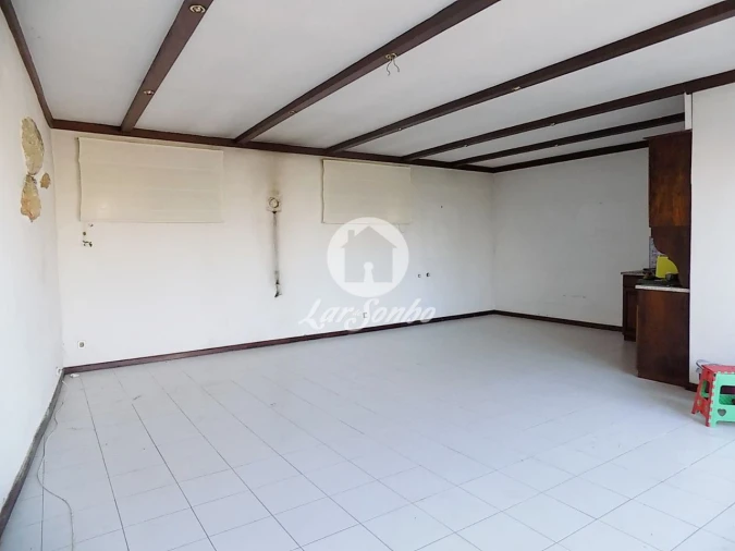 Moradia T5 para Venda em Roriz Foto 16