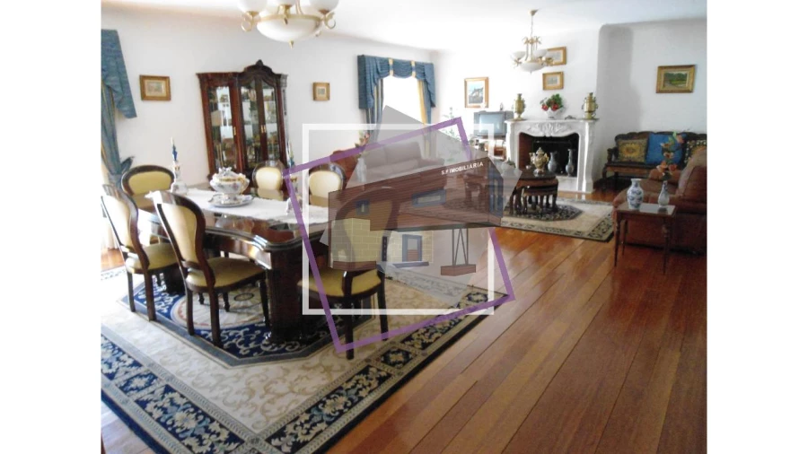 Moradia T3 para Venda em Portela e Extremo Foto 5