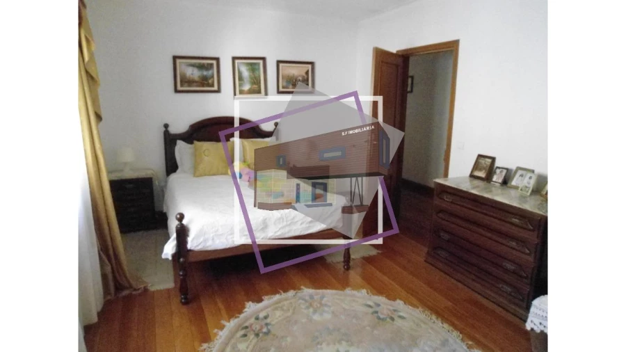 Moradia T3 para Venda em Portela e Extremo Foto 15