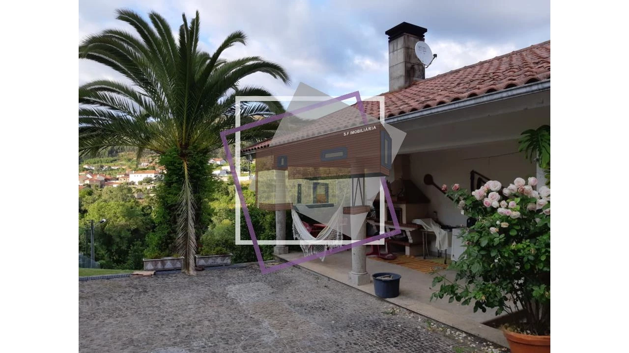 Moradia T3 para Venda em Portela e Extremo Foto 18