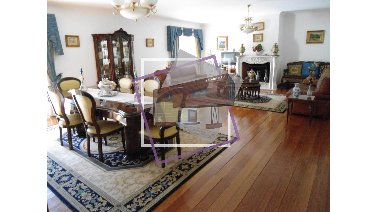 Moradia T3 para Venda em Portela e Extremo Foto 5