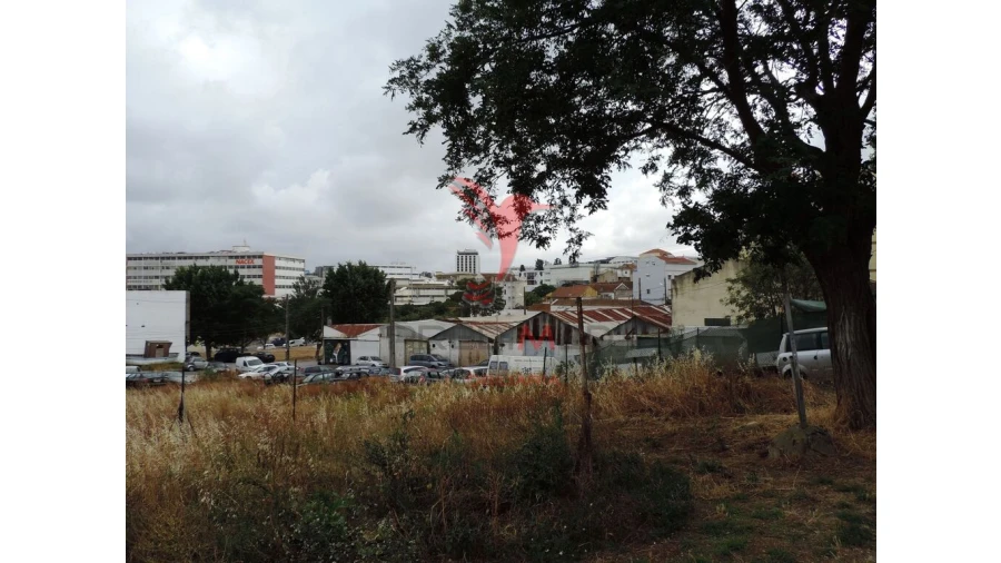 Terreno para Venda em Sacavém e Prior Velho Foto 3