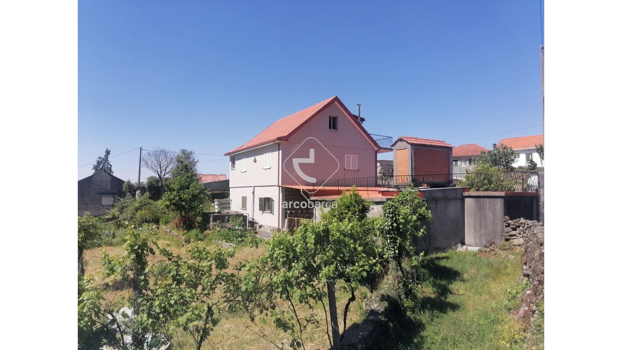 Moradia T2 para Venda em Gondoriz Foto 37