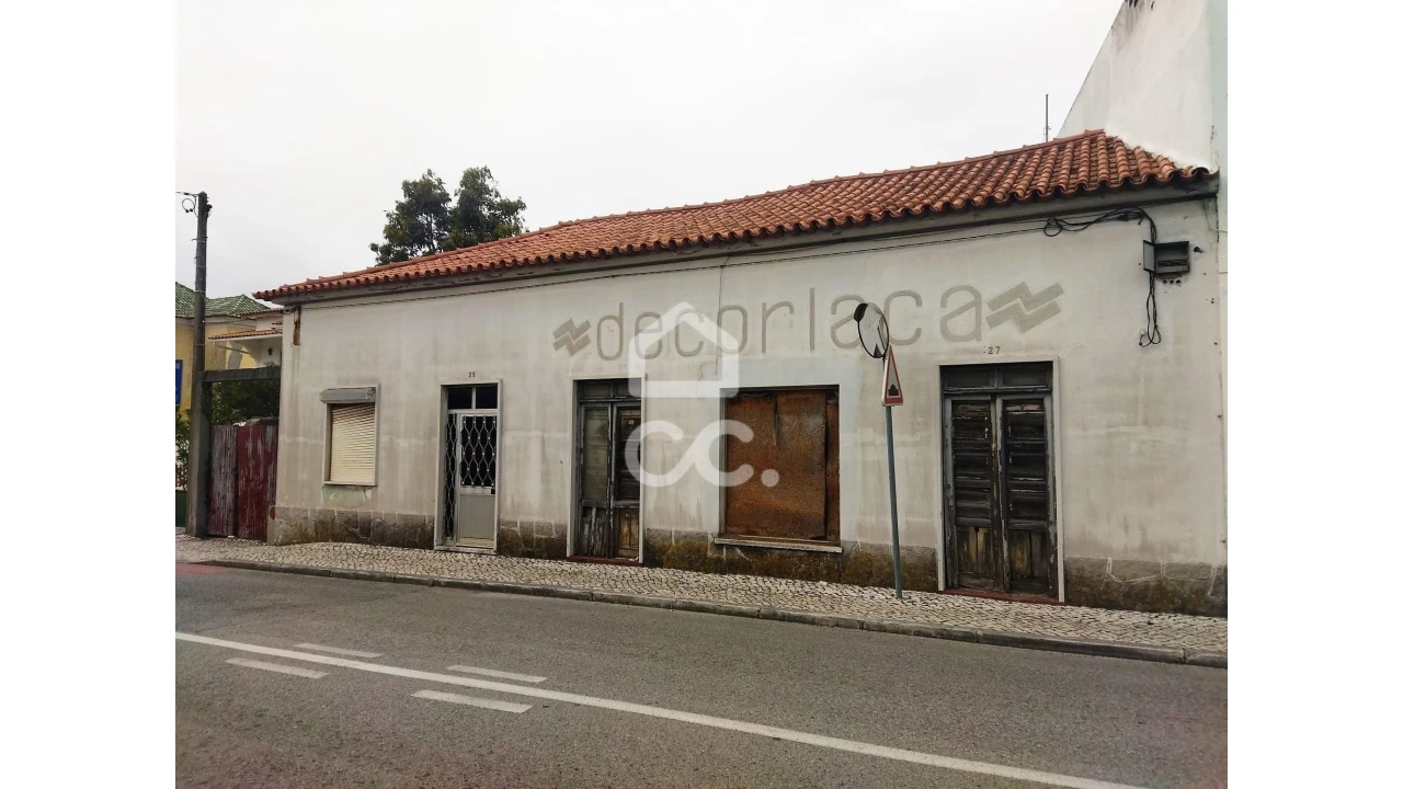 Moradia T3 para Venda em Vieira de Leiria Foto 1