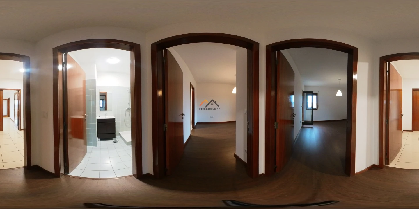 Apartamento T2 para Venda em Valongo Foto 44