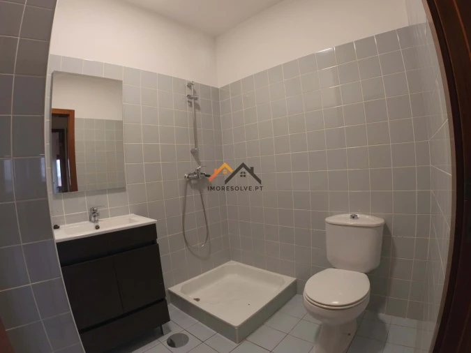 Apartamento T2 para Venda em Valongo Foto 14