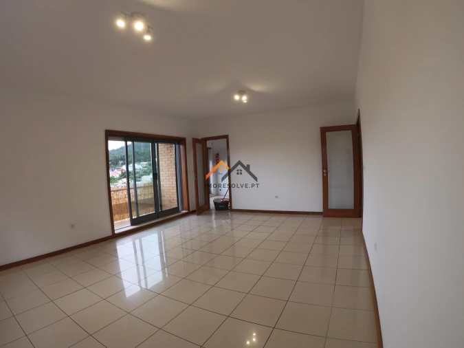 Apartamento T2 para Venda em Valongo Foto 11