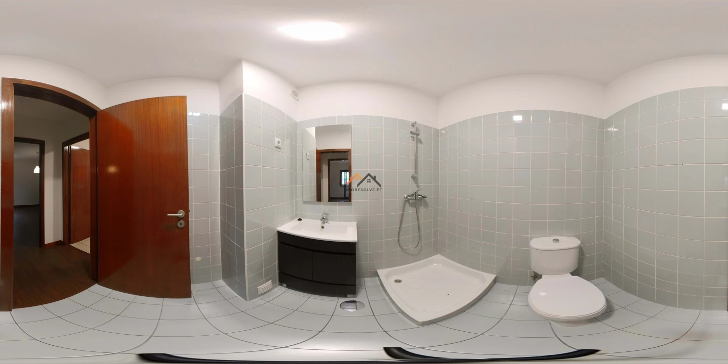 Apartamento T2 para Venda em Valongo Foto 45