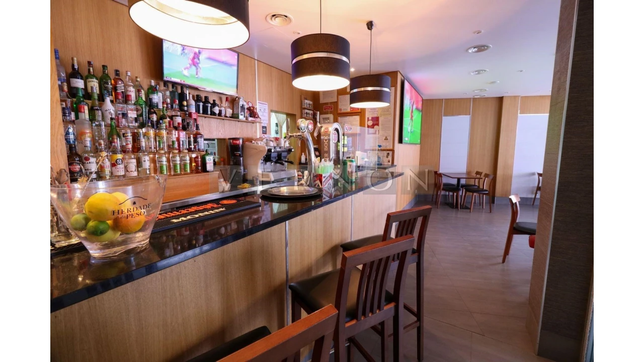 Negócio para Venda em Lagoa e Carvoeiro Foto 2