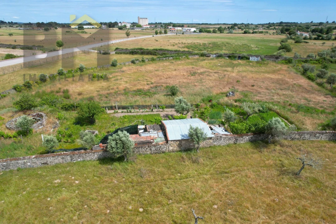 Quinta T0 para Venda em Alcains Foto 28