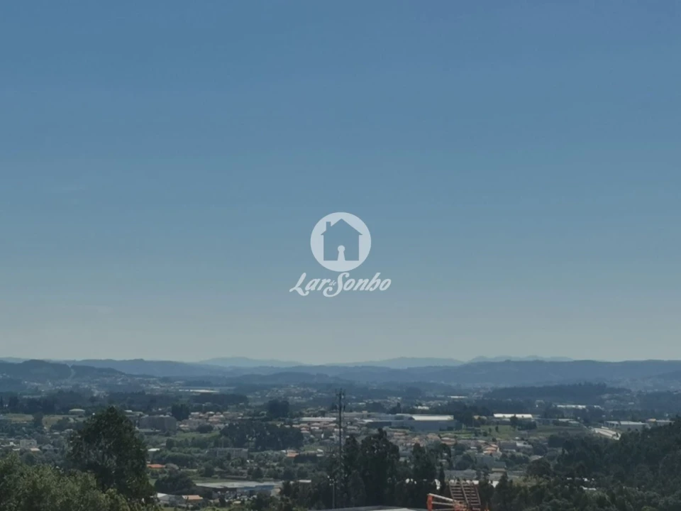 Terreno para Venda em Vila Nova de Famalicão e Calendário Foto 2