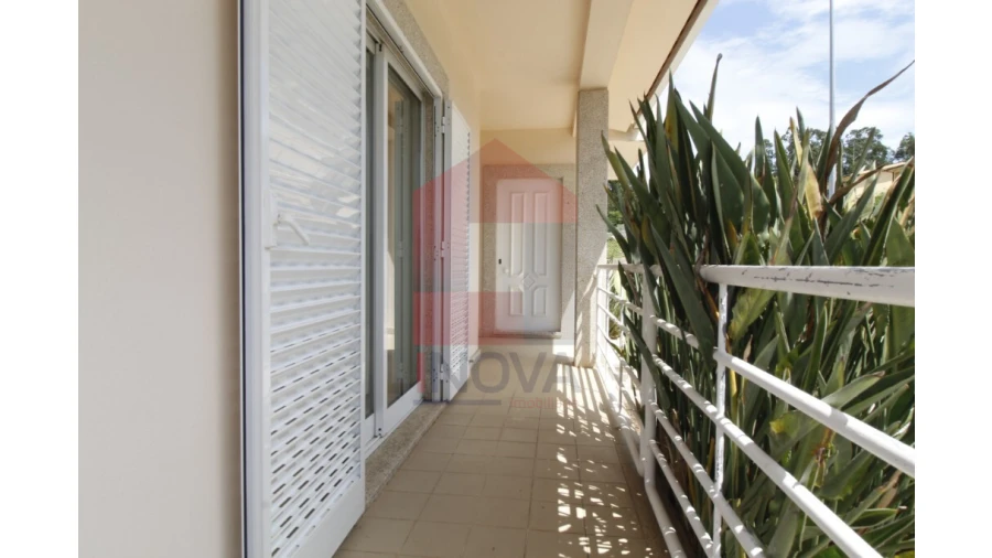 Moradia T3 para Venda em Vila Verde e Barbudo Foto 28