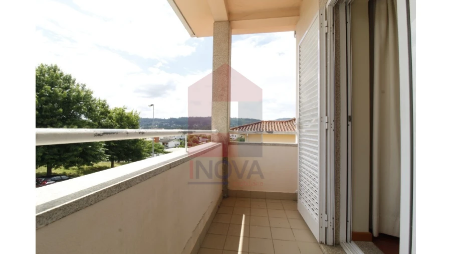 Moradia T3 para Venda em Vila Verde e Barbudo Foto 18