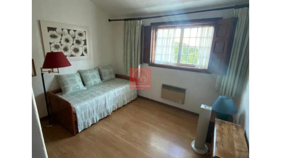 Moradia T6 para Arrendamento férias em Vila Cova e Feitos Foto 10