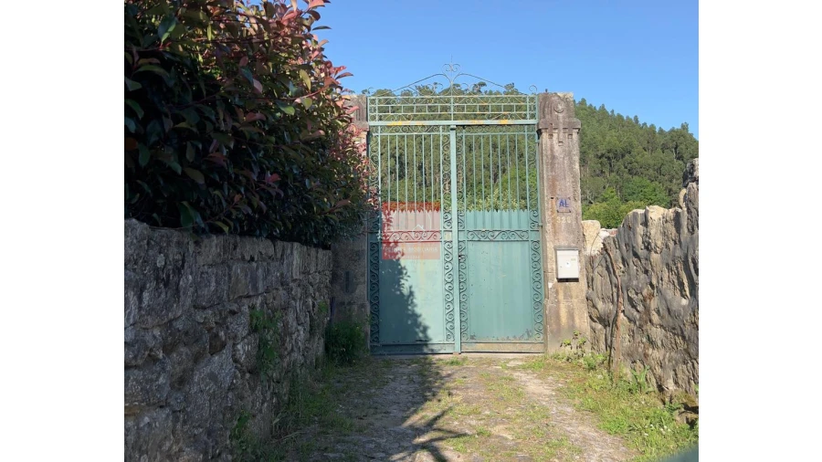 Moradia T6 para Arrendamento férias em Vila Cova e Feitos Foto 21