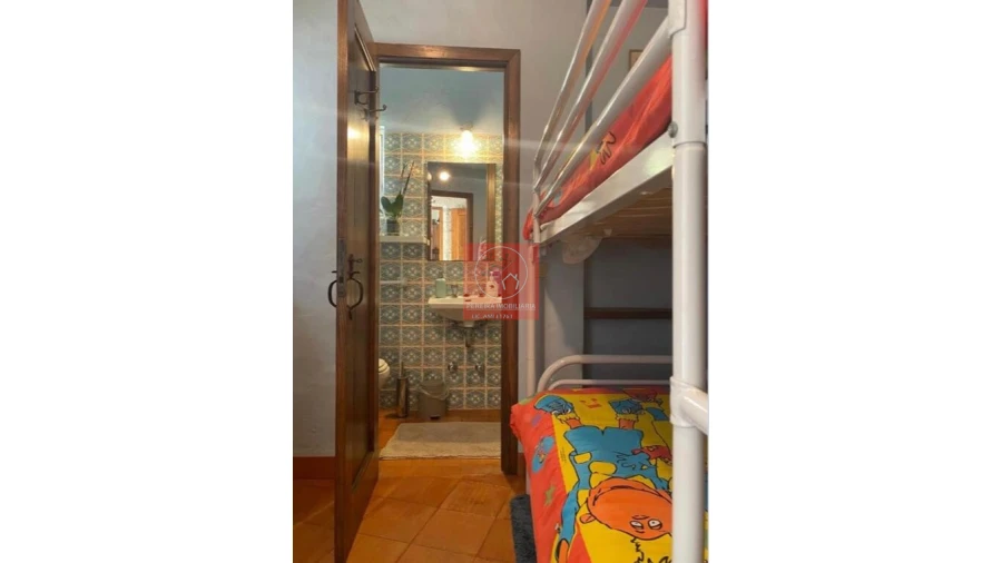 Moradia T6 para Arrendamento férias em Vila Cova e Feitos Foto 12