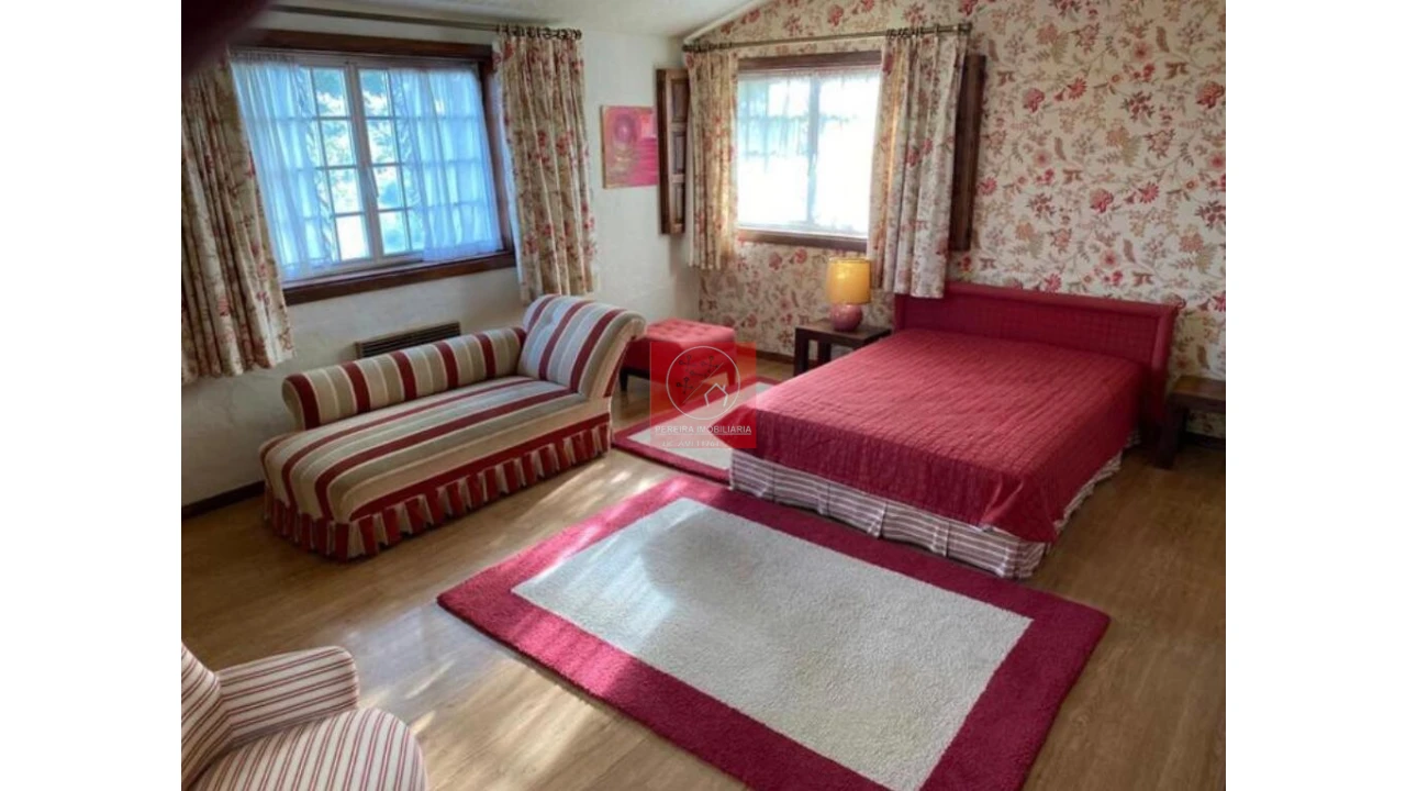 Moradia T6 para Arrendamento férias em Vila Cova e Feitos Foto 17