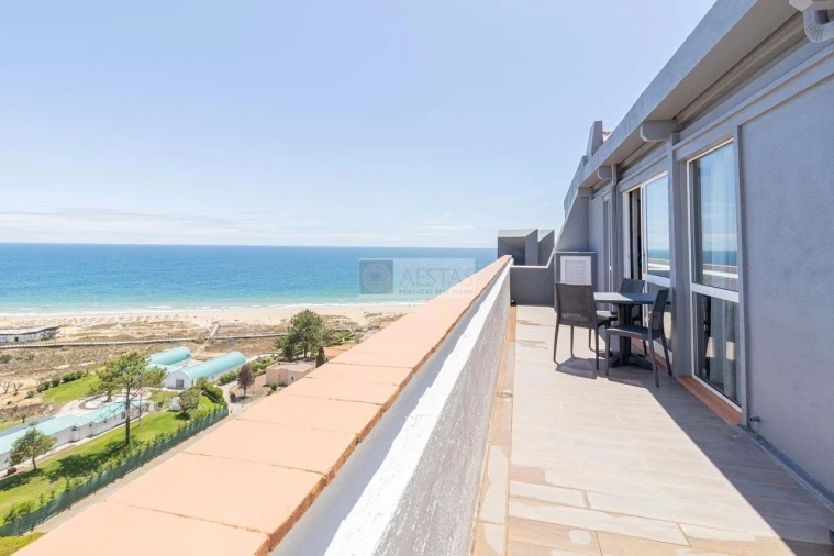 Apartamento T1 para Venda em Alvor Foto 13